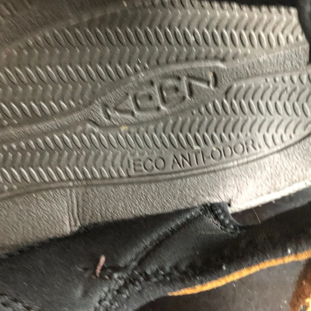 KEEN outdoors hiking sandals size 12 - Picture 6 of 7